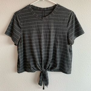 Lululemon T shirt with a tie